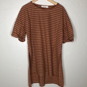 HOPE AVE || striped high low tee